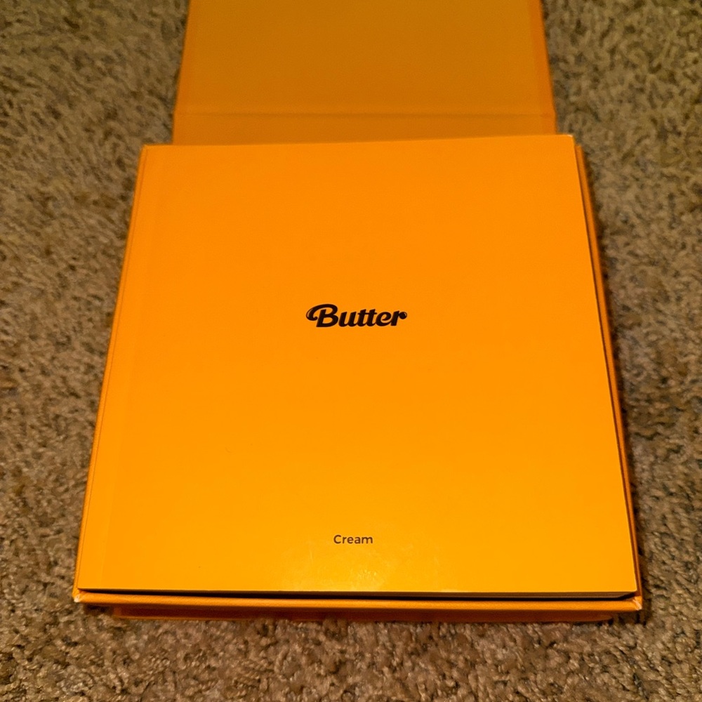 BTS Butter Album Cream With Photobook Lyric Cards Poster  And Disc See Photos - Picture 7 of 10
